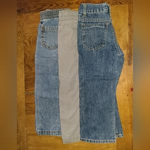 3 pants and 2 shirt bunddle - 3t